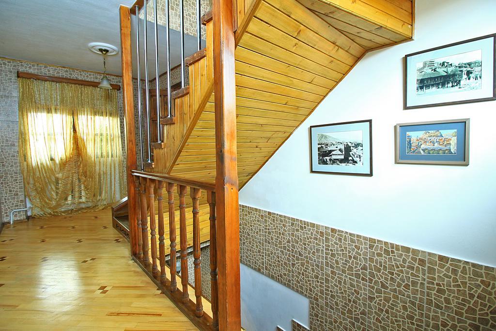 Babilina Hotel Tbilisi Exterior photo